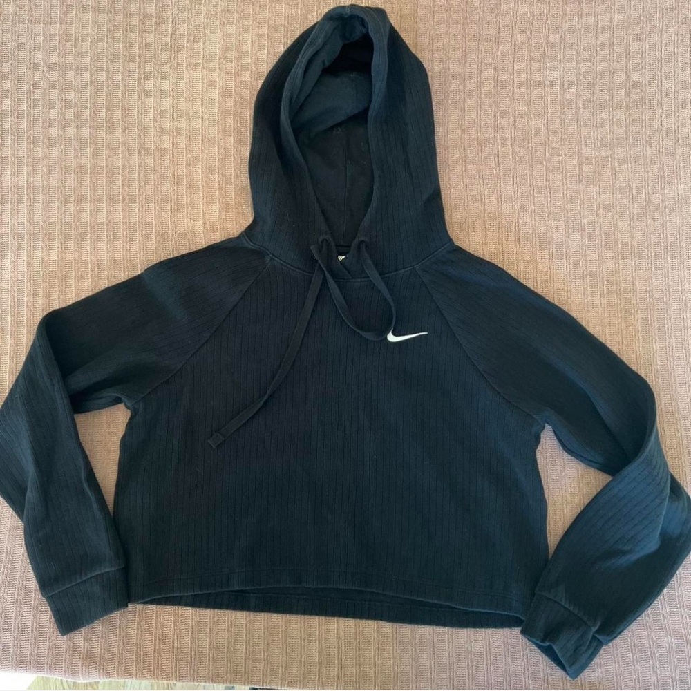 Nike Women's Black Pullover Hoodie